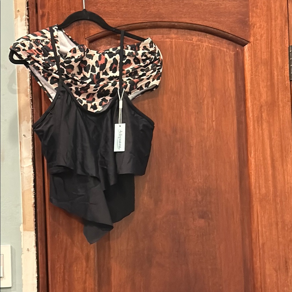 Black and Leopard Print Tankini Xl NWT